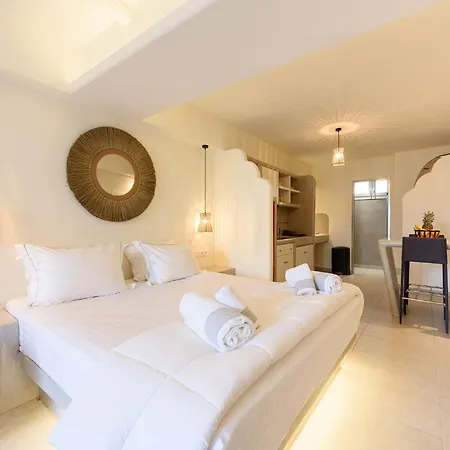 Vammos Luxury Residences Naousa  Exterior photo