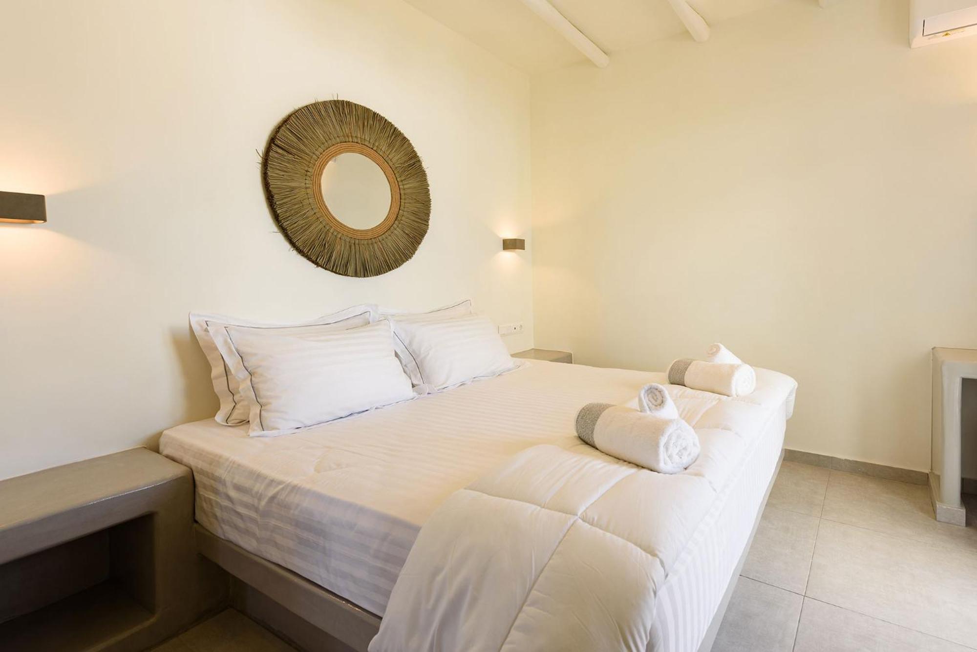 Vammos Luxury Residences * Naousa (Paros)