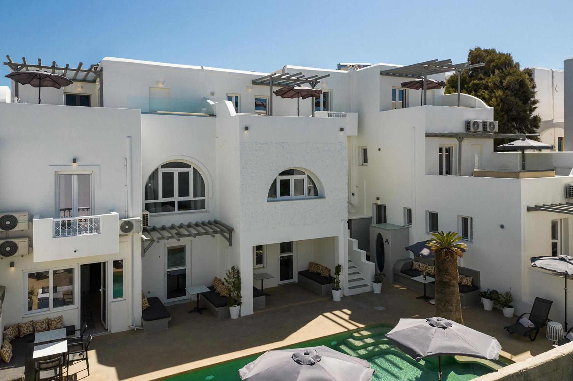 Vammos Luxury Residences *